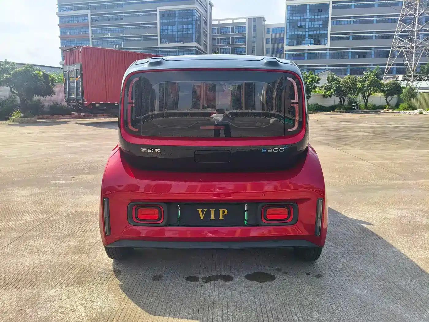 Baojun E300 2020 Plus Interstellar Intelligent Driving Edition — миниатюра 5