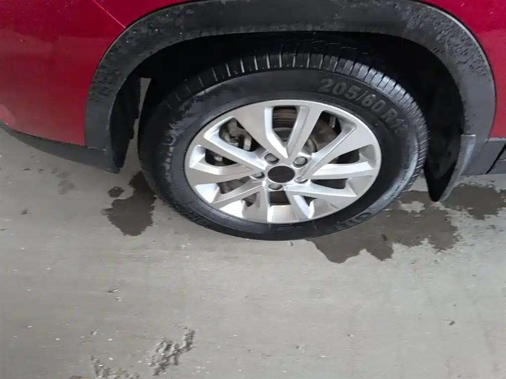 Beijing X3 2019 1.5T Manual Glory Edition — миниатюра 23