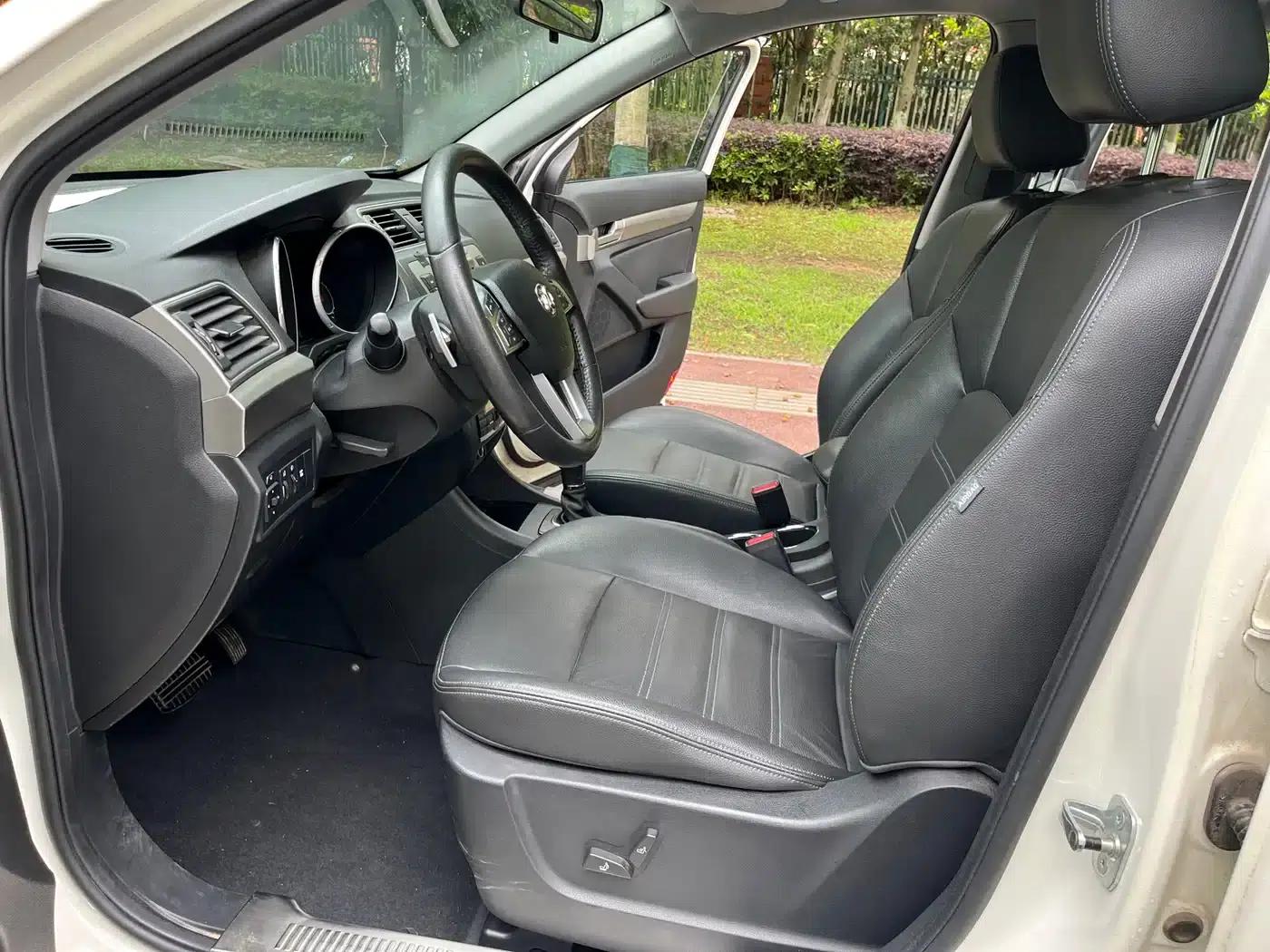 2015 Senova X65 2.0T Automatic Elite — миниатюра 6