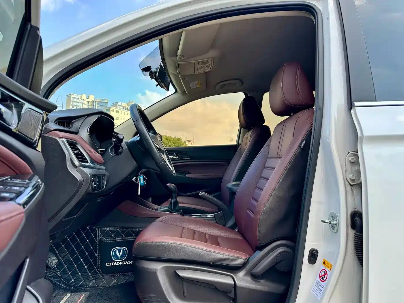 Lingxuan 2017 1.6L Manual Happiness Edition — миниатюра 10