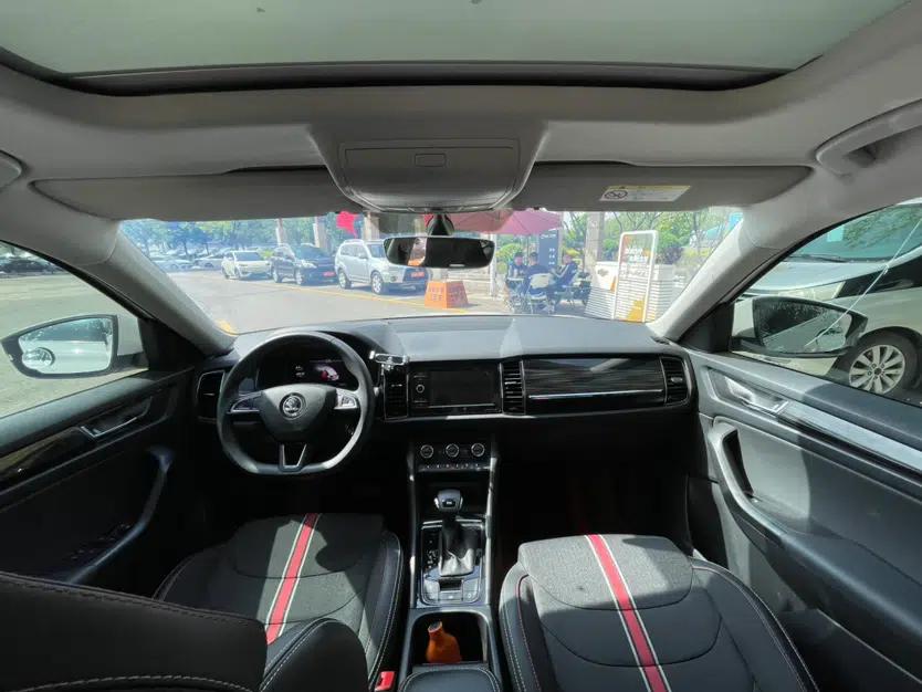 Used Skoda Kodiaq GT 2019 TSI330 Two-Wheel-Drive Comfort Edition China VI — миниатюра 9