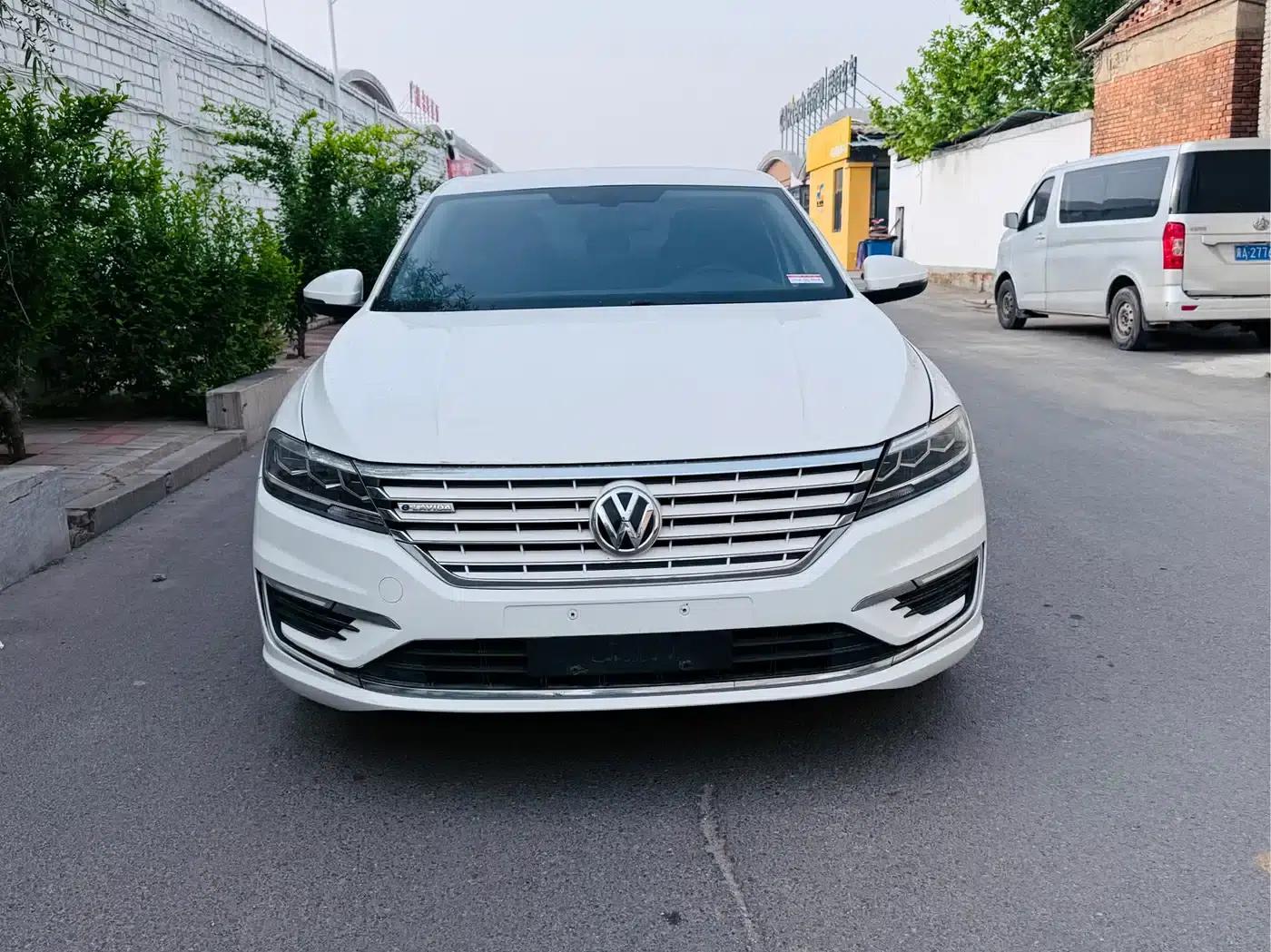2019 Volkswagen Lavida EV Premium Edition — миниатюра 2