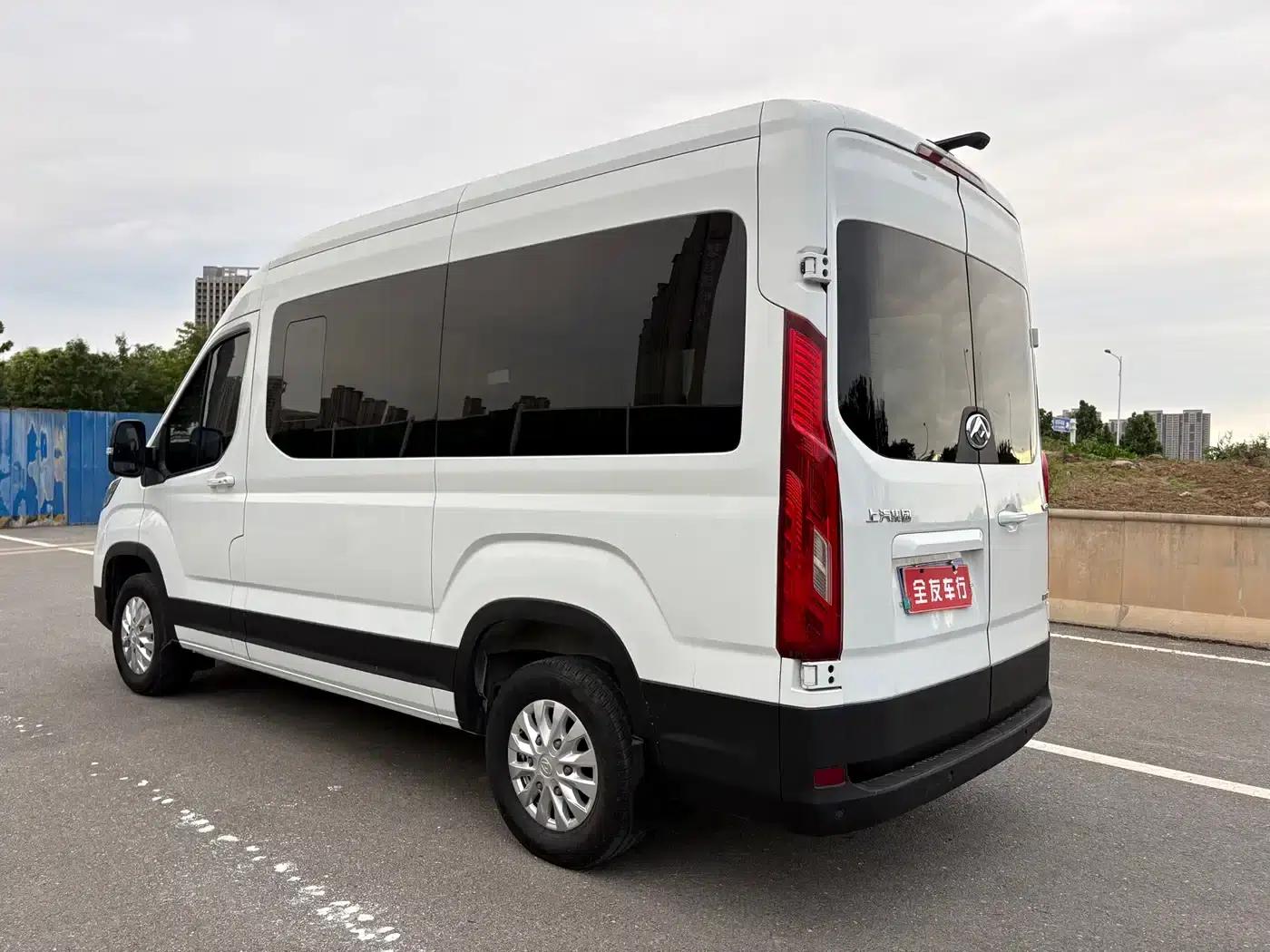 Xintu V90 2021 2.0T Automatic Smart King Rear-Wheel Drive Single Tire Long Wheelbase High Roof 7 Seats — миниатюра 3