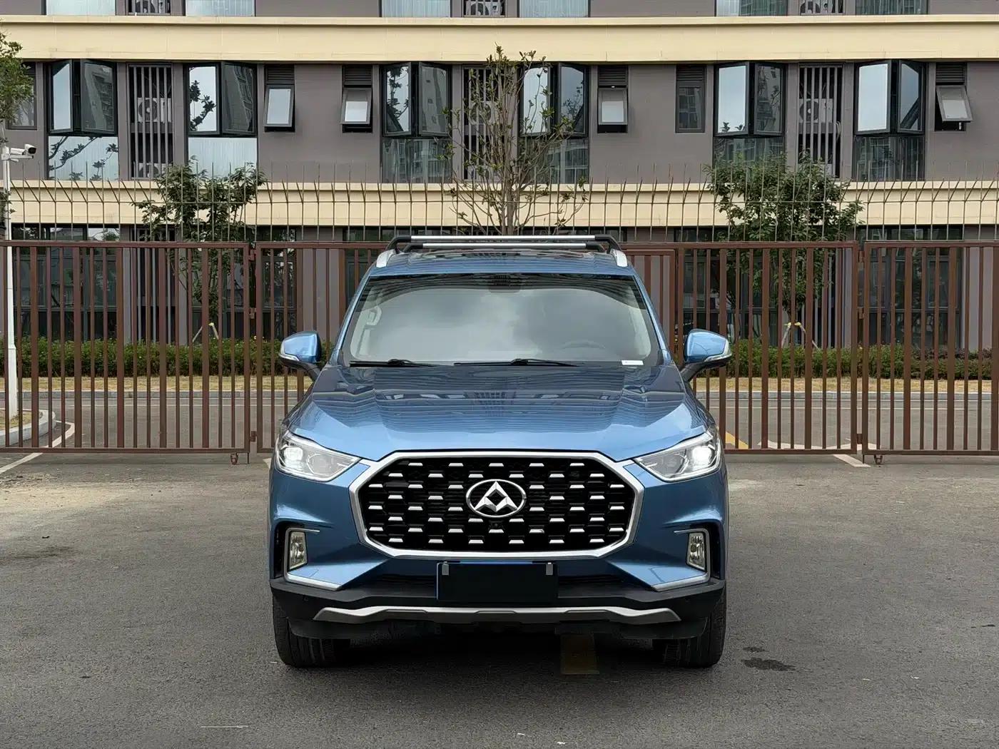SAIC MAXUS D90 2017 2.0T Automatic 4WD Sirius — миниатюра 2