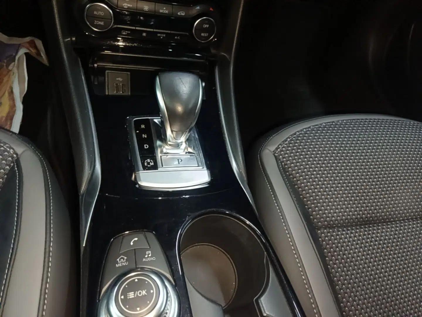 Used Infiniti QX30 2018 1.6T Two-Wheel Drive Sport Edition — миниатюра 21