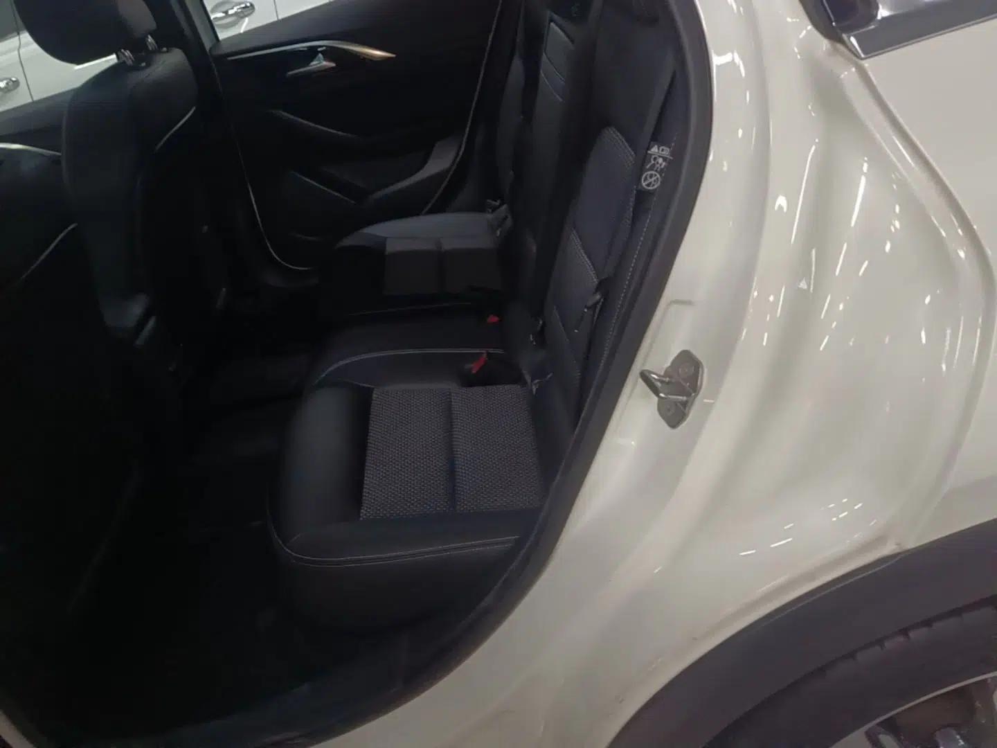 Used Infiniti QX30 2018 1.6T Two-Wheel Drive Sport Edition — миниатюра 25