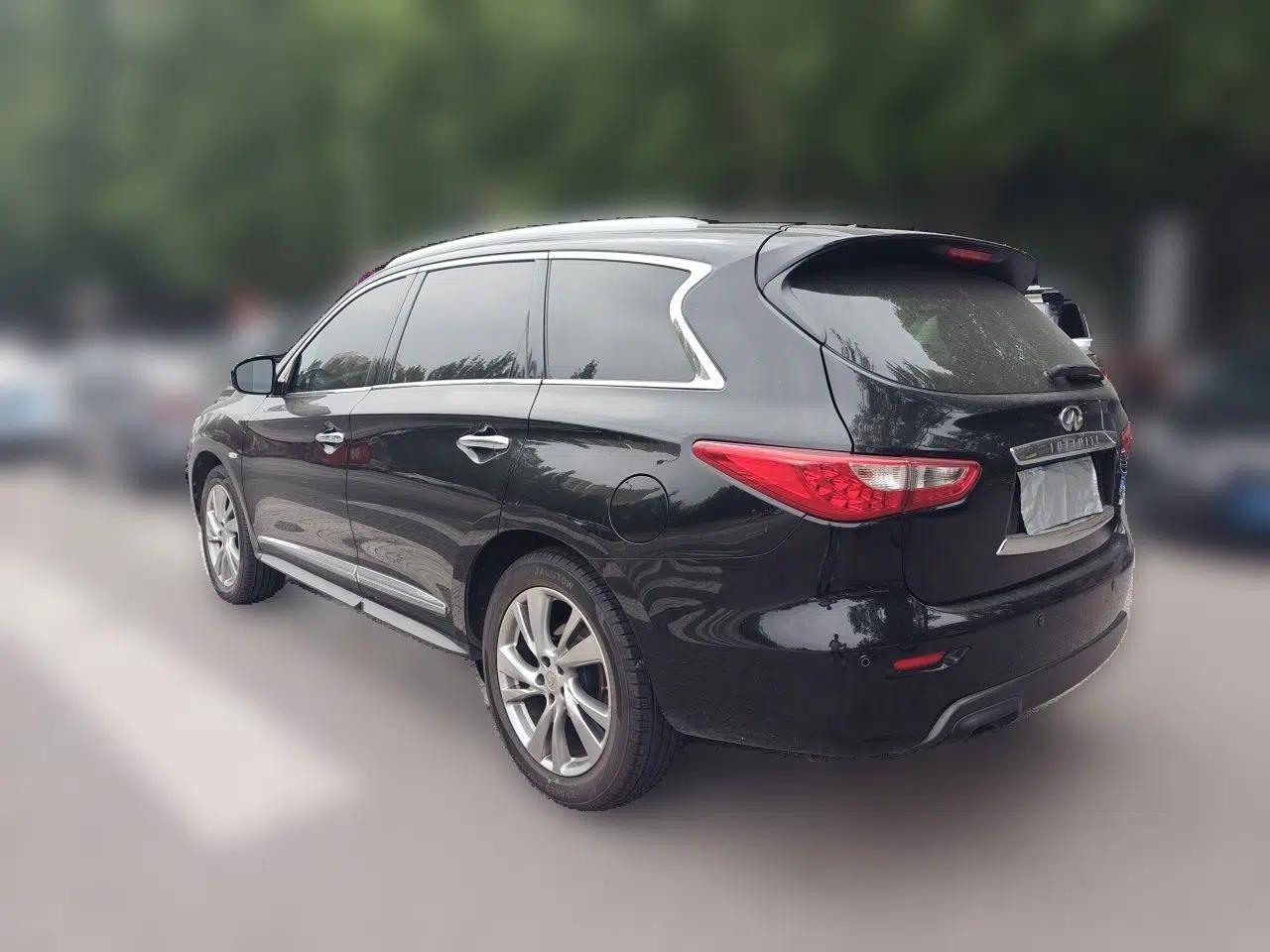 Used Infiniti JX 2013 JX35 4x4 All-Terrain Edition — миниатюра 4