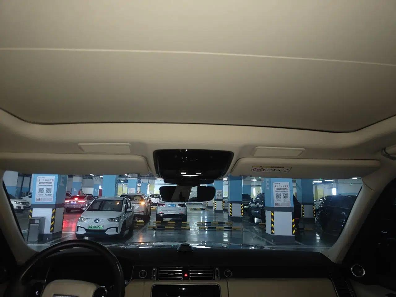 Used Land Rover Range Vogue  — миниатюра 18