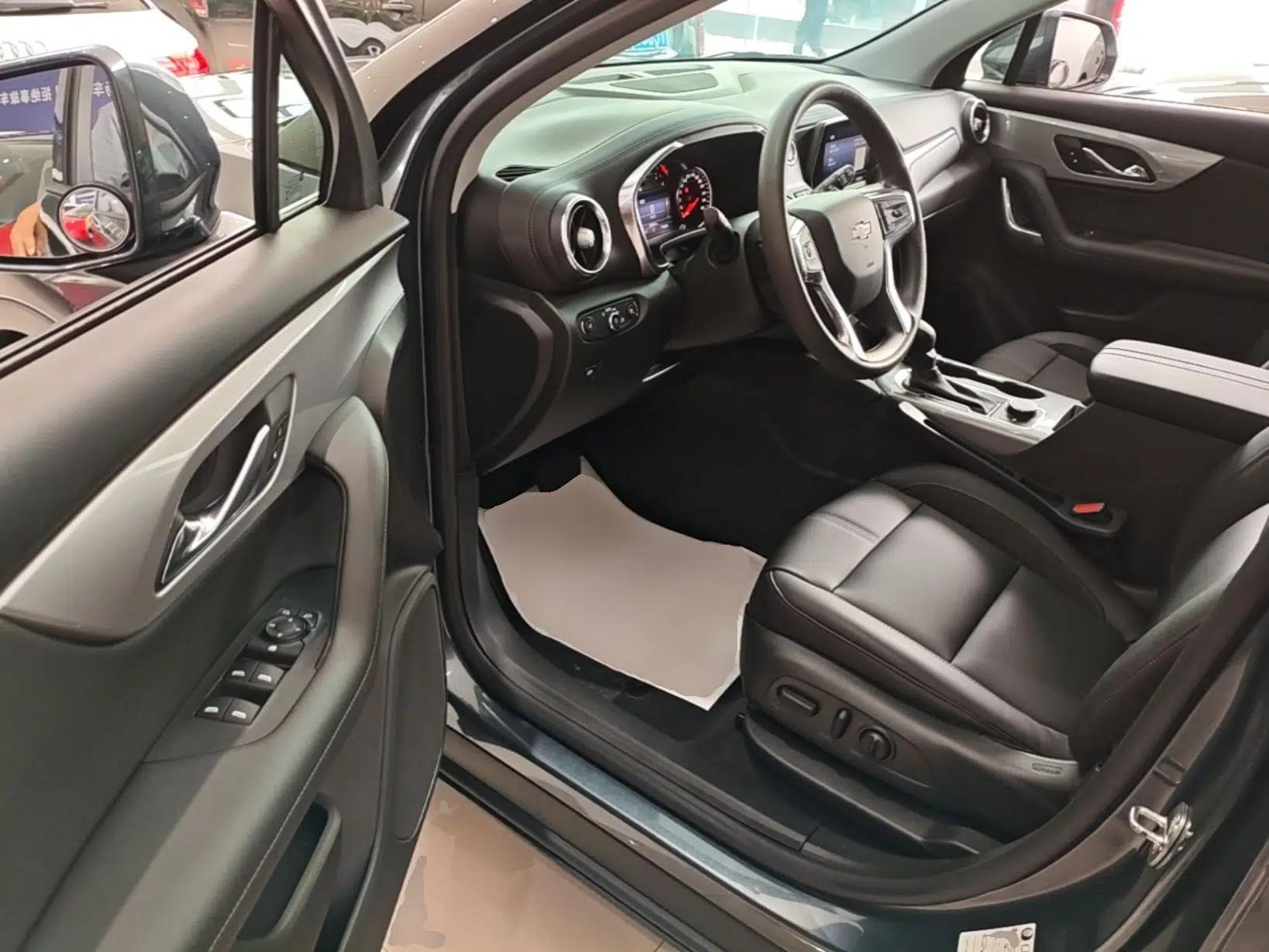 Used Chevrolet Blazer 2020 650T 7-Seater Luxury Edition — миниатюра 18