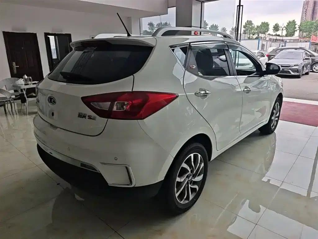 Refine S2 2017 1.5L CVT Luxury Intelligent Model — миниатюра 7