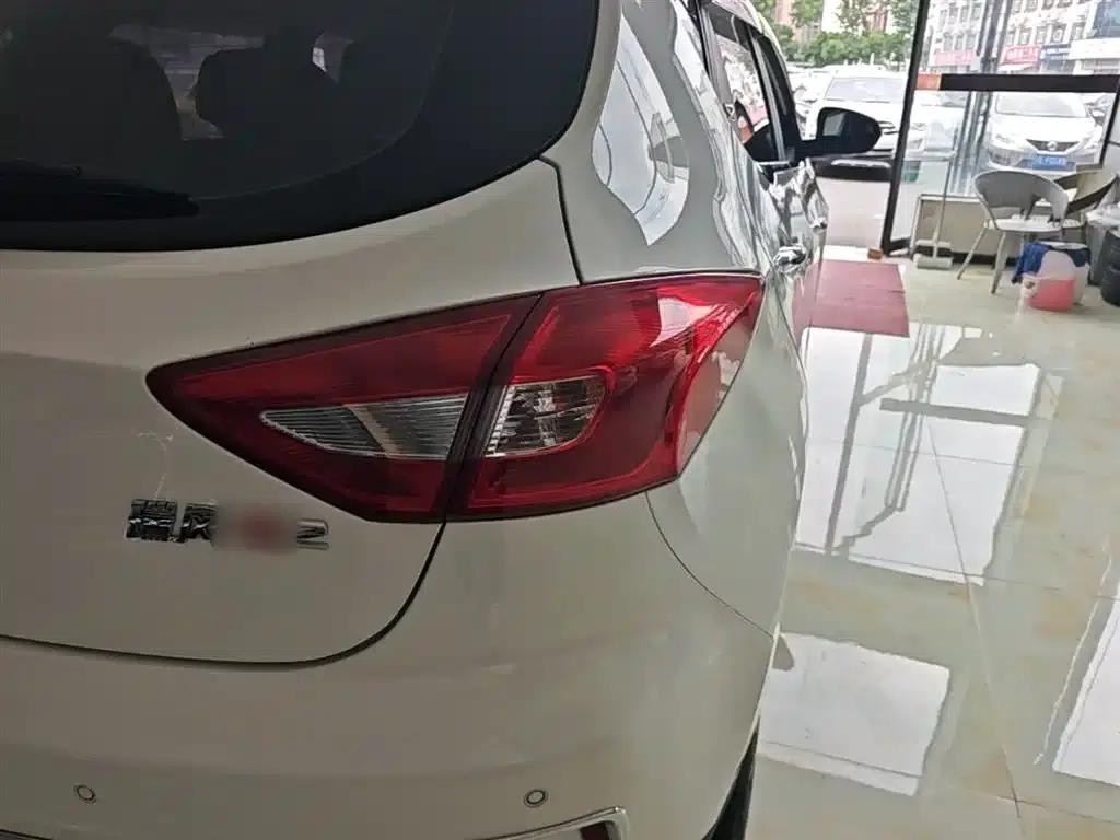 Refine S2 2017 1.5L CVT Luxury Intelligent Model — миниатюра 8