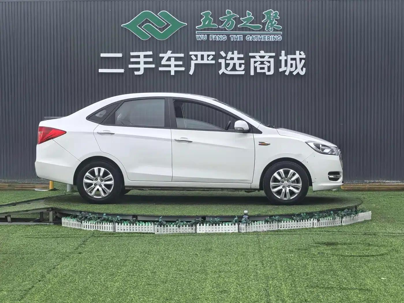 JAC iEV 2015 iEV5 — миниатюра 4