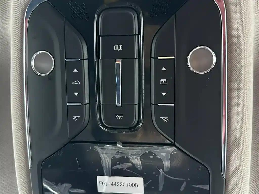 Jetour X70S 2022 1.5T DCT Vitality Edition 5-seater — миниатюра 17