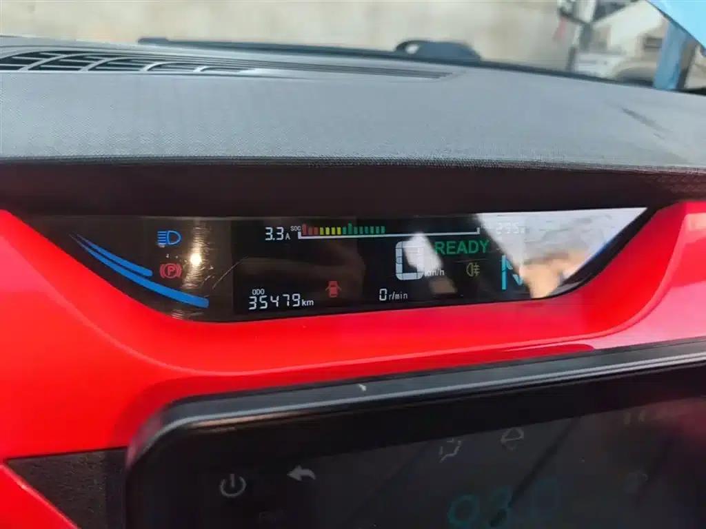 Yizhi EV3 2019 Cool Run Edition — миниатюра 12