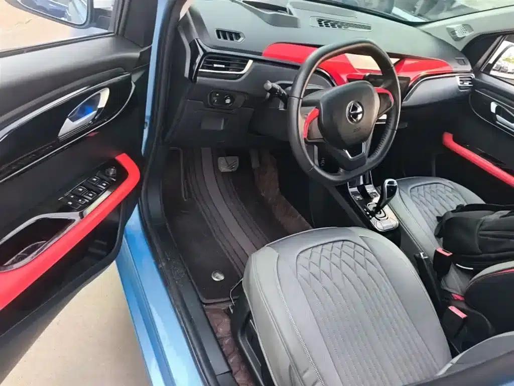 Yizhi EV3 2019 Cool Run Edition — миниатюра 16