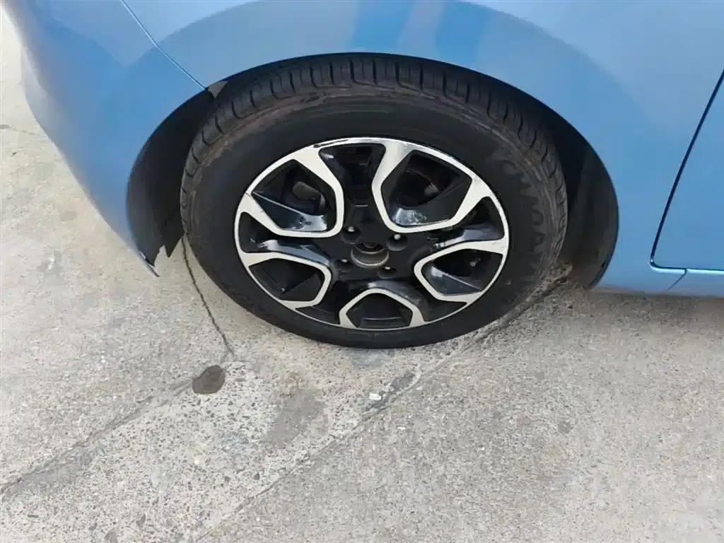 Yizhi EV3 2019 Cool Run Edition — миниатюра 23