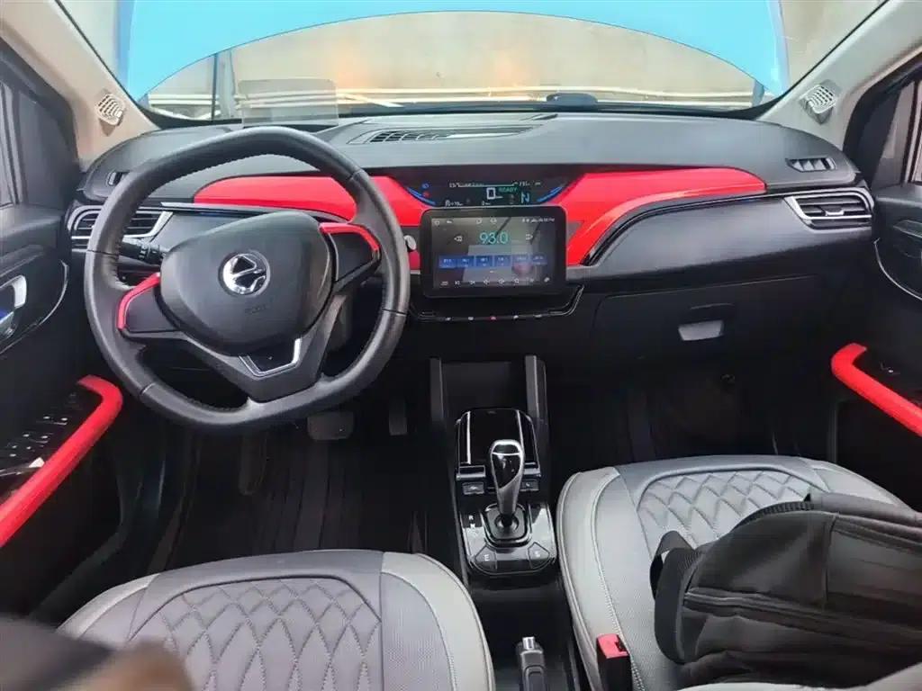 Yizhi EV3 2019 Cool Run Edition — миниатюра 10