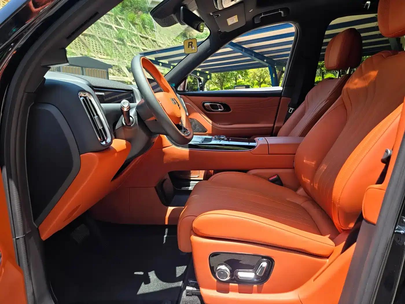 Galaxy M9 2025 210km/h AWD Navigator Edition — миниатюра 12