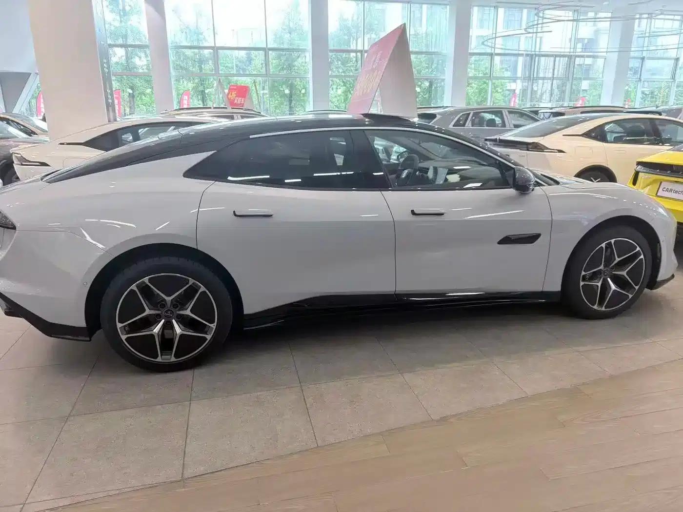 EMEYA 2025 600 Touring Edition — миниатюра 6