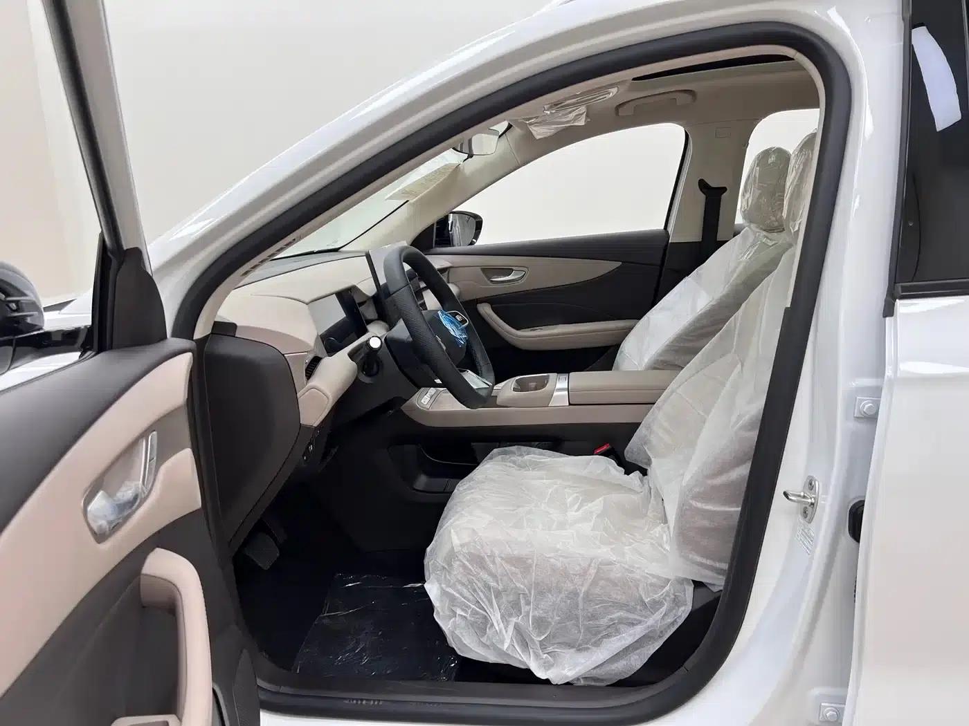 MG ES5 2025 425plus Rear-Wheel Drive — миниатюра 15