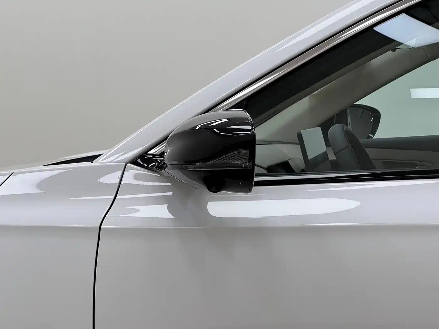 MG ES5 2025 425plus Rear-Wheel Drive — миниатюра 10