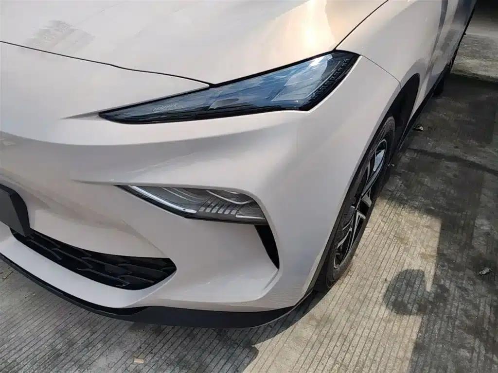 MG ES5 2025 525max Rear-Wheel Drive Intelligent Driving Edition — миниатюра 24
