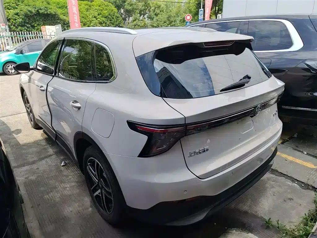 MG ES5 2025 525max Rear-Wheel Drive Intelligent Driving Edition — миниатюра 5
