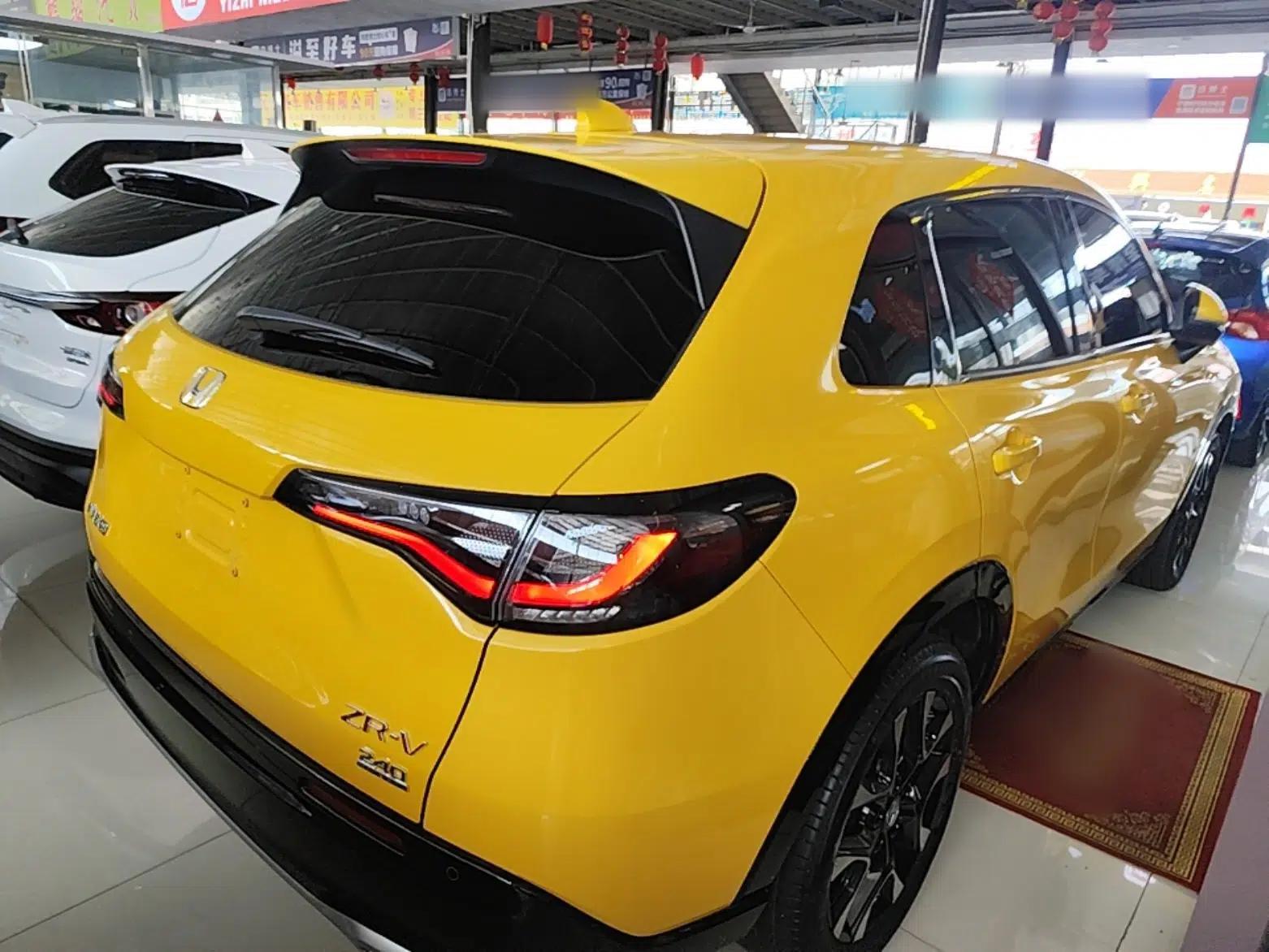 Used Honda ZR-V 2022 1.5T CVT Deluxe Edition — миниатюра 6