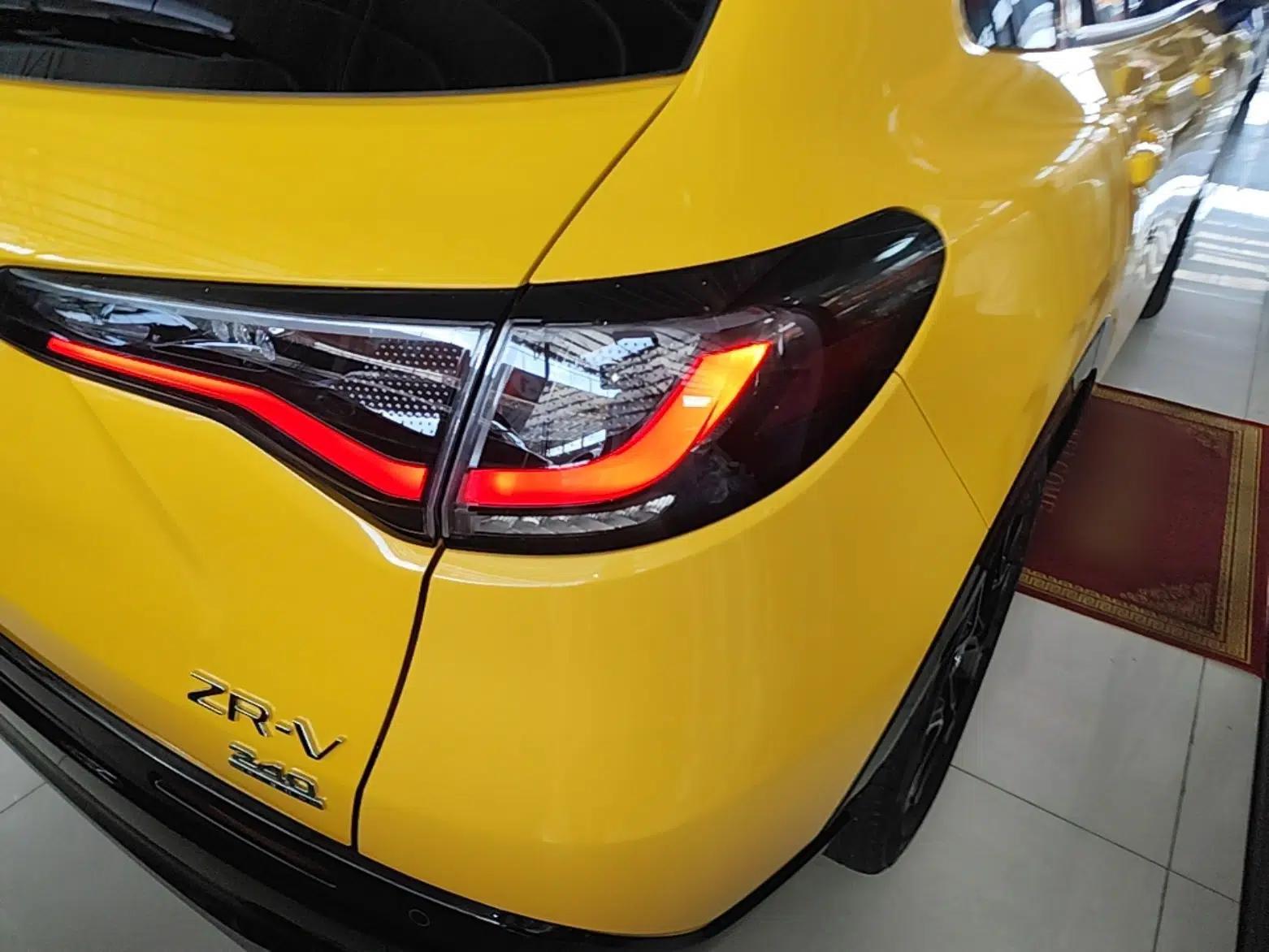 Used Honda ZR-V 2022 1.5T CVT Deluxe Edition — миниатюра 9