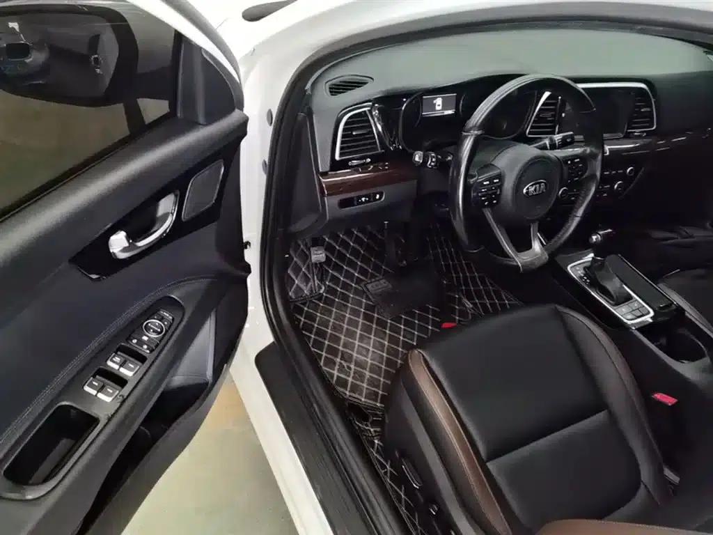 Kia K5 2017 1.8L Automatic DLX — миниатюра 16