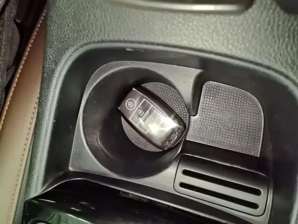Kia K5 2017 1.8L Automatic DLX — миниатюра 9