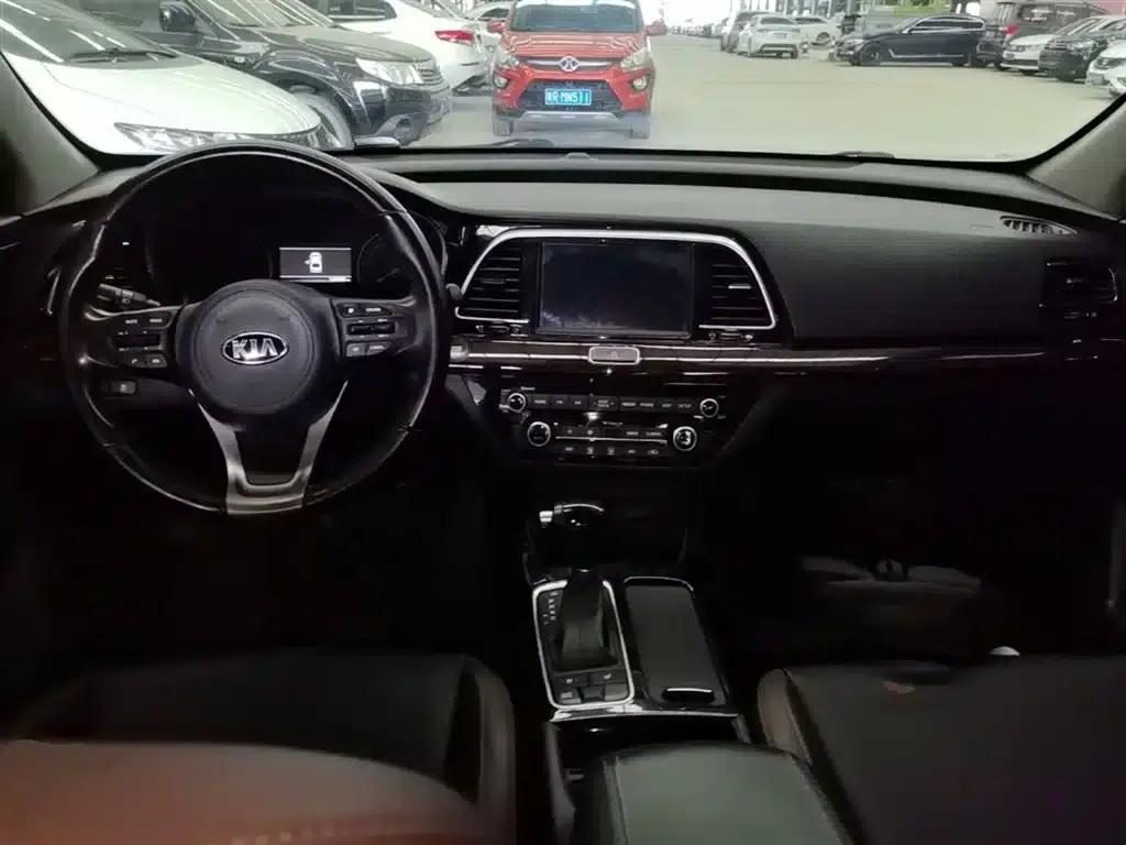 Kia K5 2017 1.8L Automatic DLX — миниатюра 10