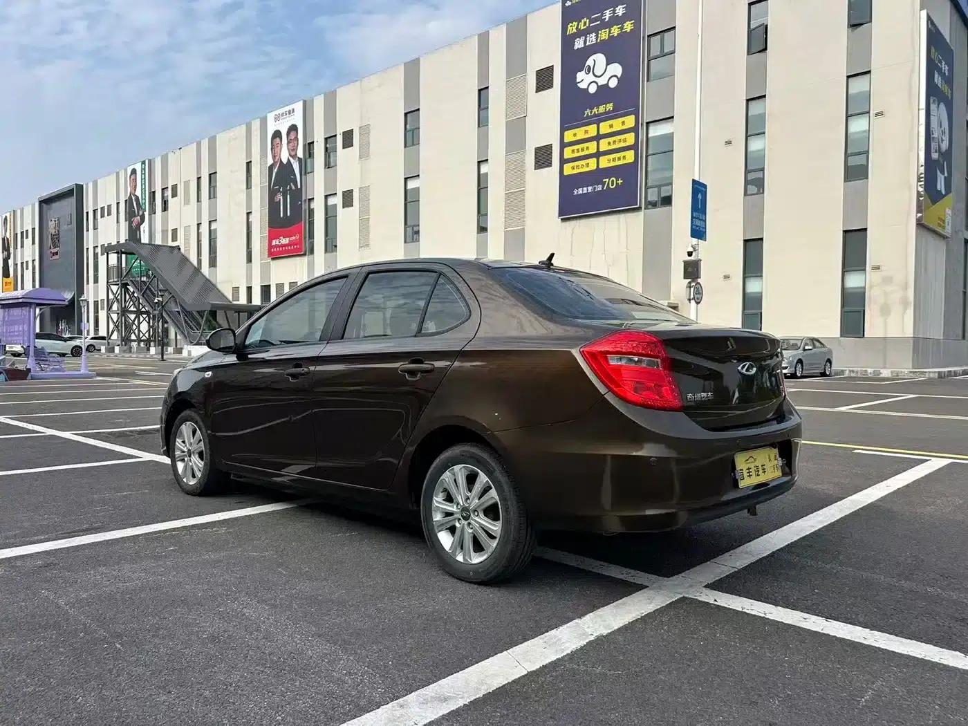 Chery E3 2015 1.5L Manual Comfort Edition — миниатюра 11
