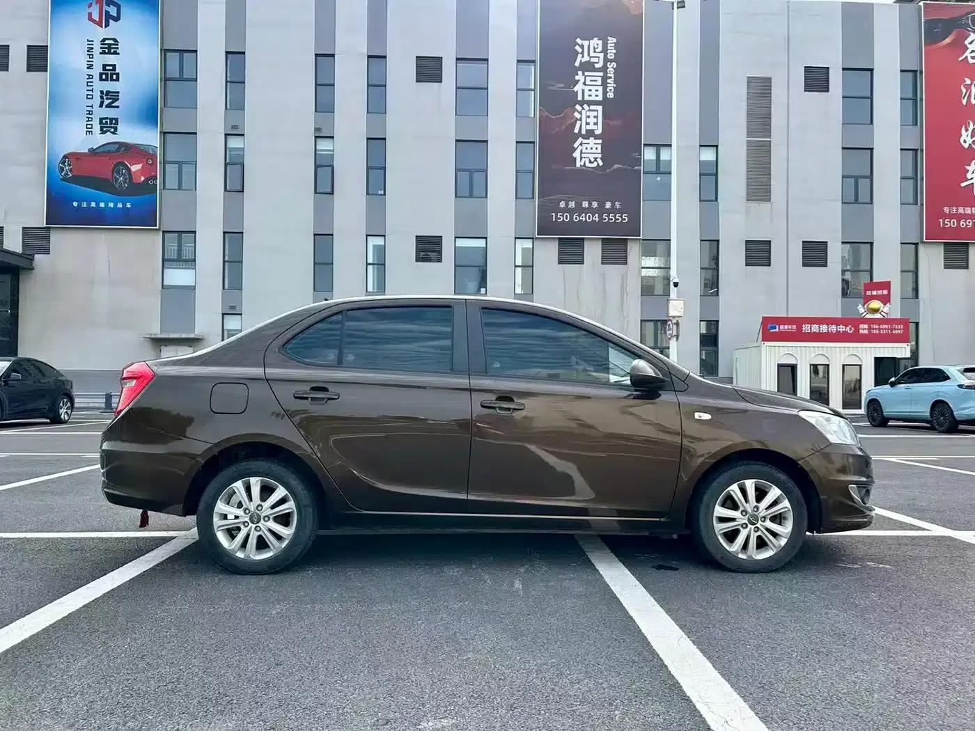Chery E3 2015 1.5L Manual Comfort Edition — миниатюра 12