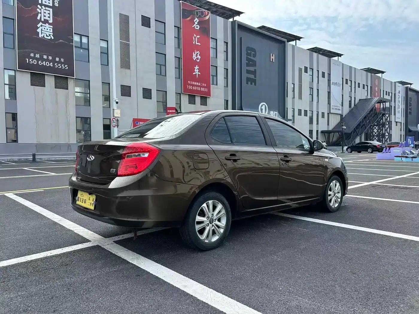 Chery E3 2015 1.5L Manual Comfort Edition — миниатюра 9