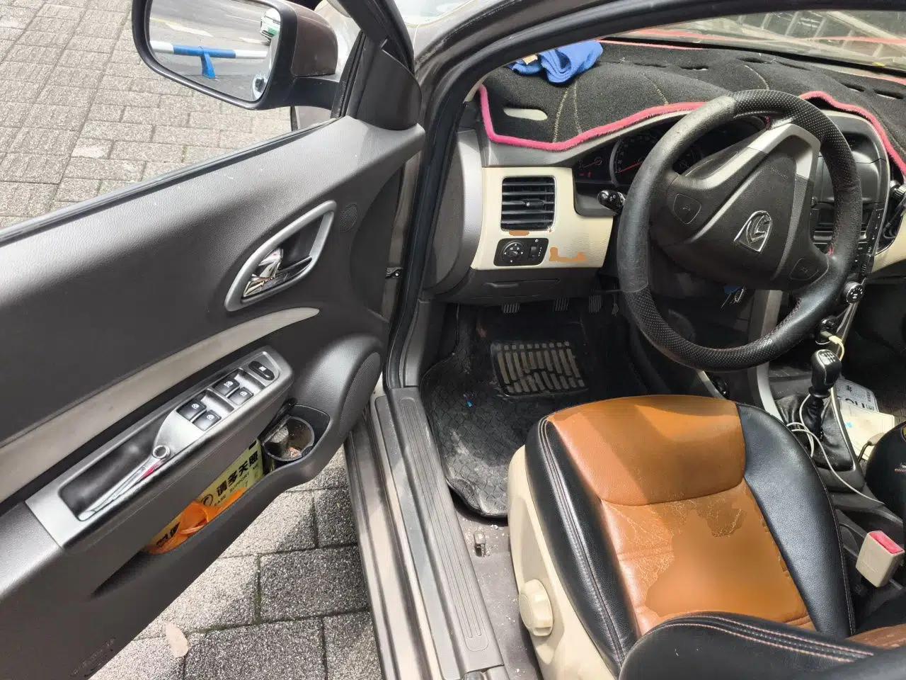 Used Baojun 630 2012 1.8L manual Comfort trim level — миниатюра 16