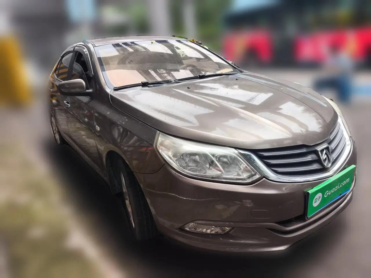Used Baojun 630 2012 1.8L manual Comfort trim level — миниатюра 3