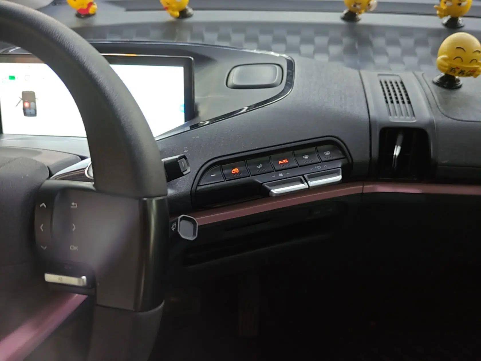 Used Baojun E300 2020 Plus Interstellar Future Edition — миниатюра 15