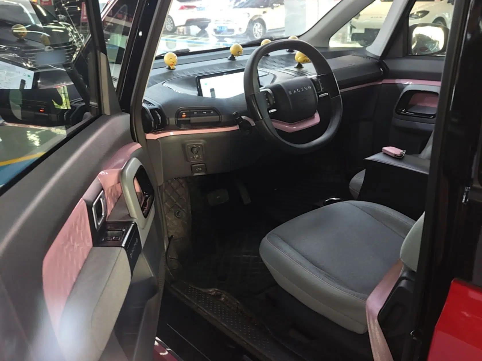 Used Baojun E300 2020 Plus Interstellar Future Edition — миниатюра 18