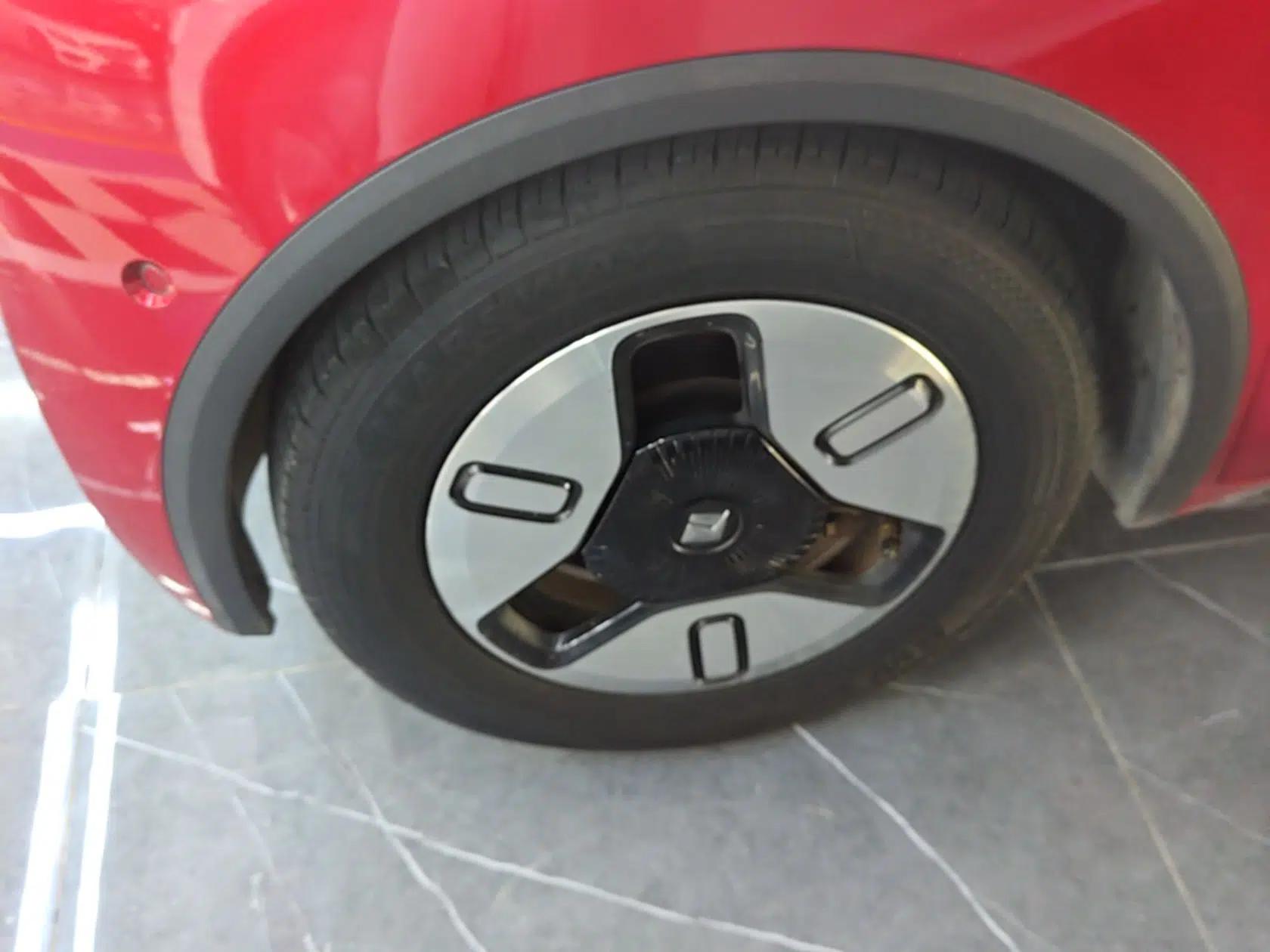 Used Baojun E300 2020 Plus Interstellar Future Edition — миниатюра 10