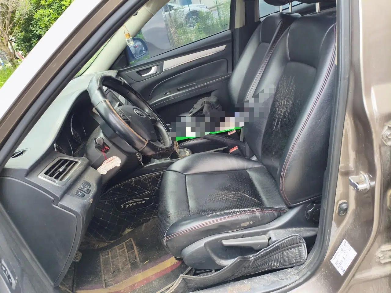Used Bestune B30 2016 1.6L manual luxury version — миниатюра 15