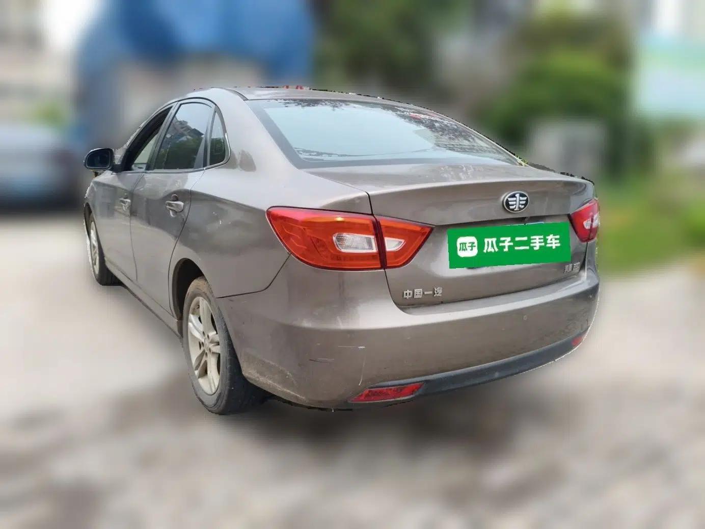 Used Bestune B30 2016 1.6L manual luxury version — миниатюра 4