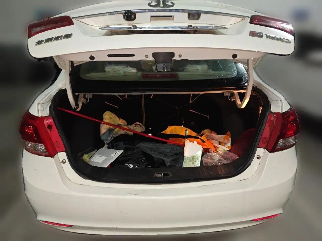 Used BAIC E Series 2013 Sedan 1.5L Automatic Lotte Edition — миниатюра 19
