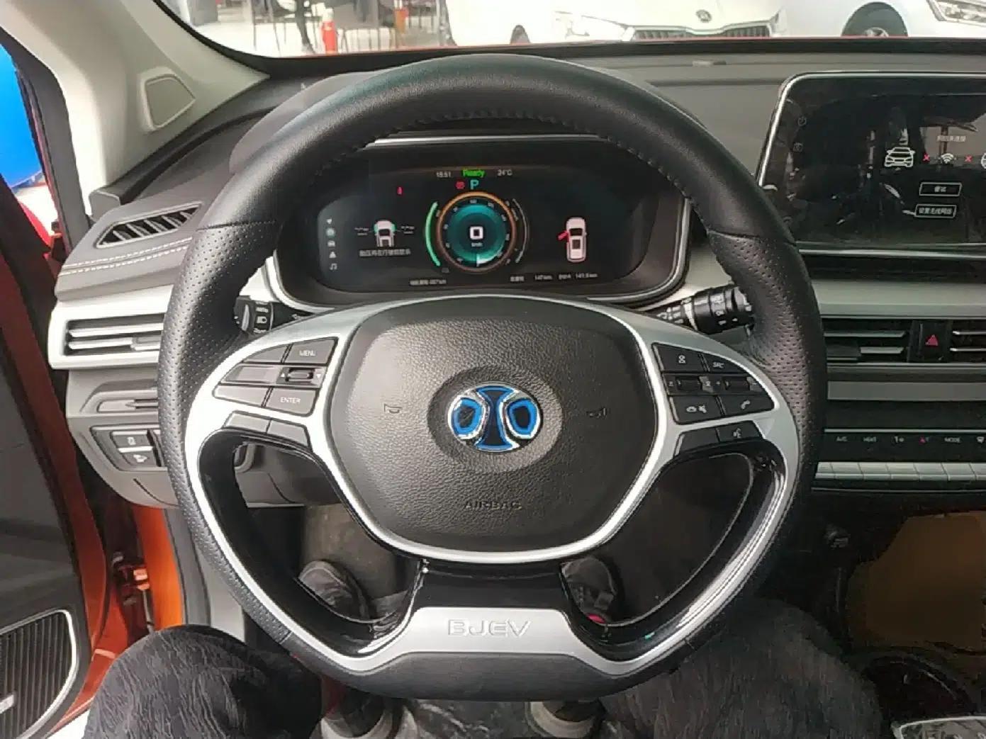 Used BAIC Beijing EX3 2019 R600 Jingshang Edition — миниатюра 13