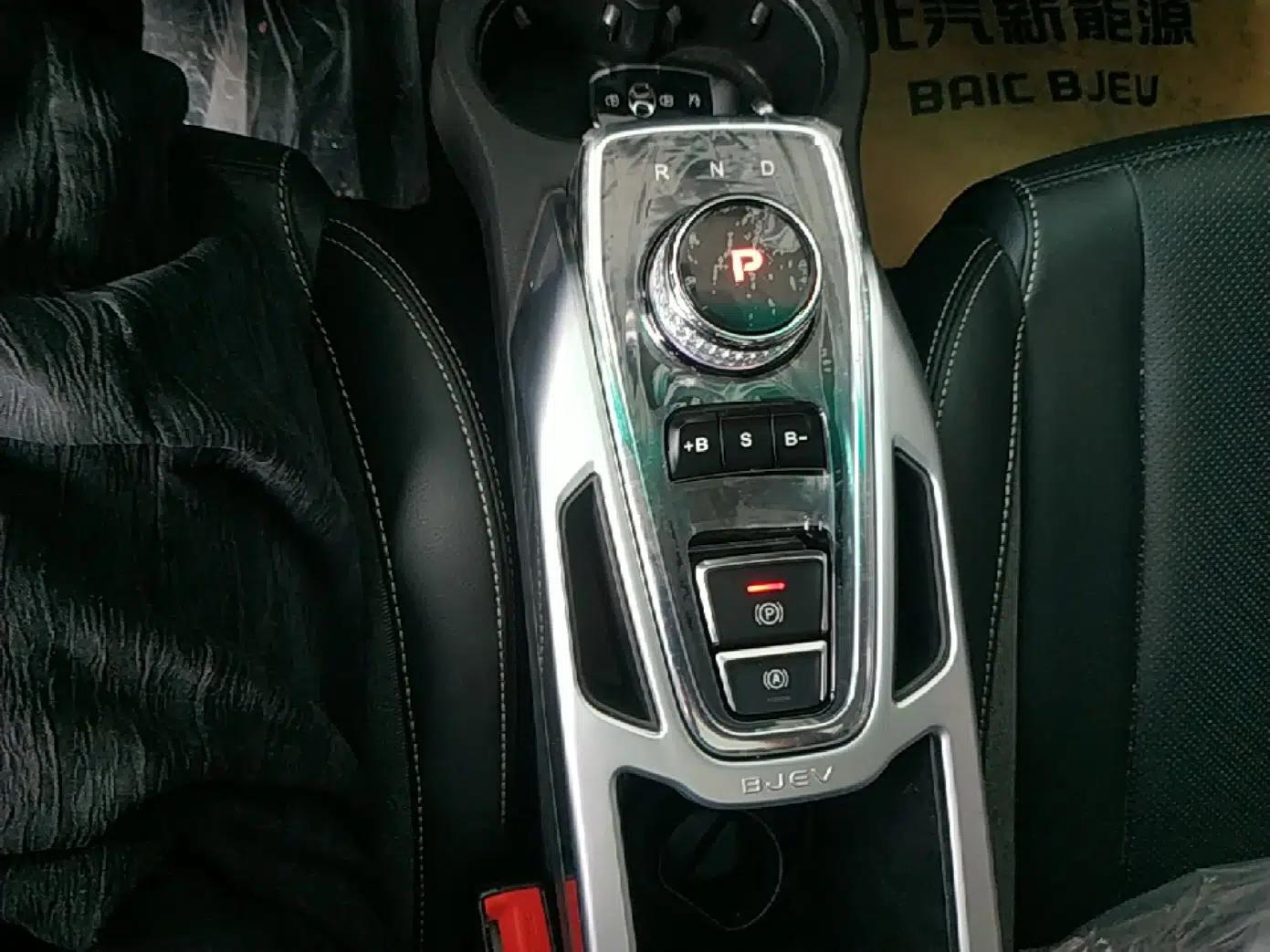 Used BAIC Beijing EX3 2019 R600 Jingshang Edition — миниатюра 16