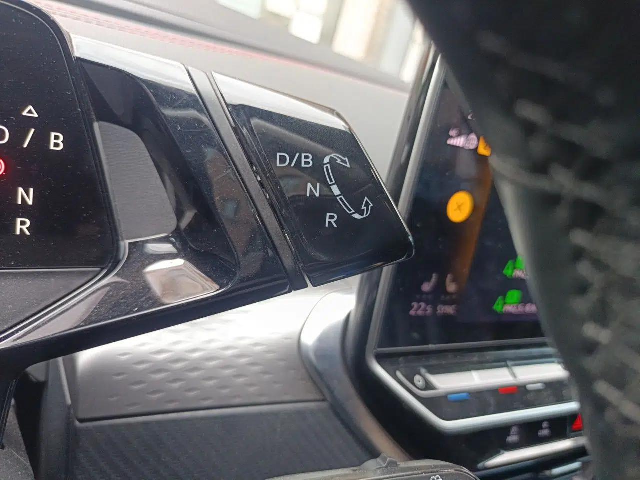 Used Volkswagen ID.6 X 2023 Upgraded Model Ultra-Long Range Version — миниатюра 14