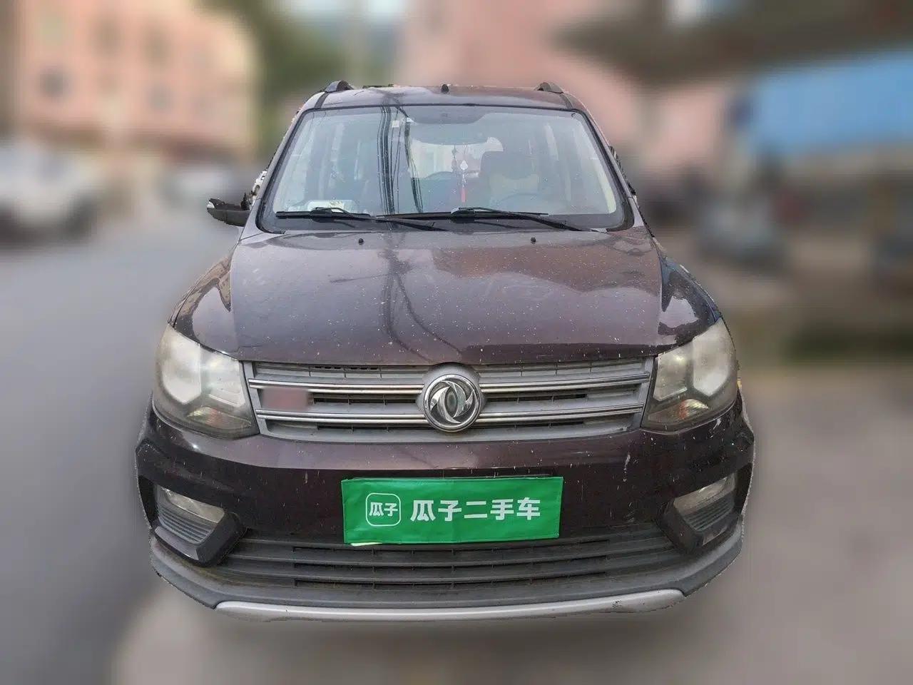 Used Dongfeng Fengon 370 2016 1.5L Manual Elite Home Edition 7-Seater — миниатюра 2