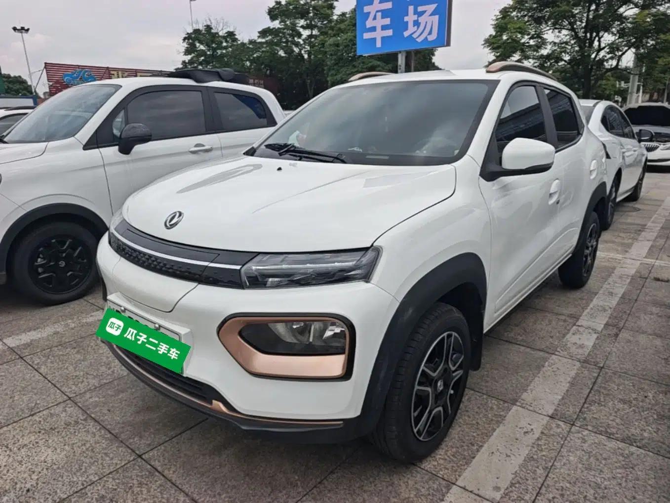Used Dongfeng NAMMI BOX 2022 Revised Light Wind Edition 201 km Standard Version — миниатюра 1