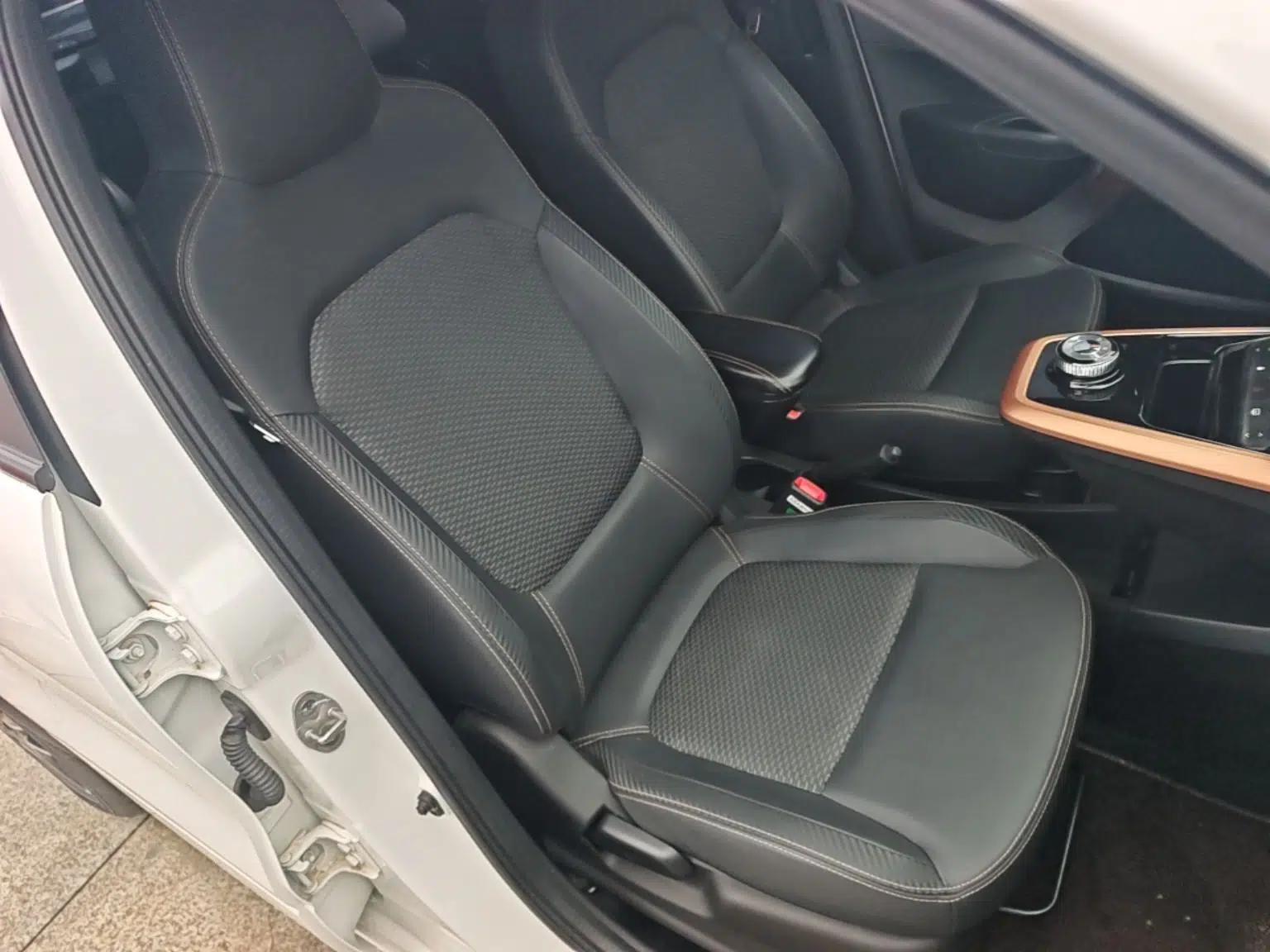 Used Dongfeng NAMMI BOX 2022 Revised Light Wind Edition 201 km Standard Version — миниатюра 19