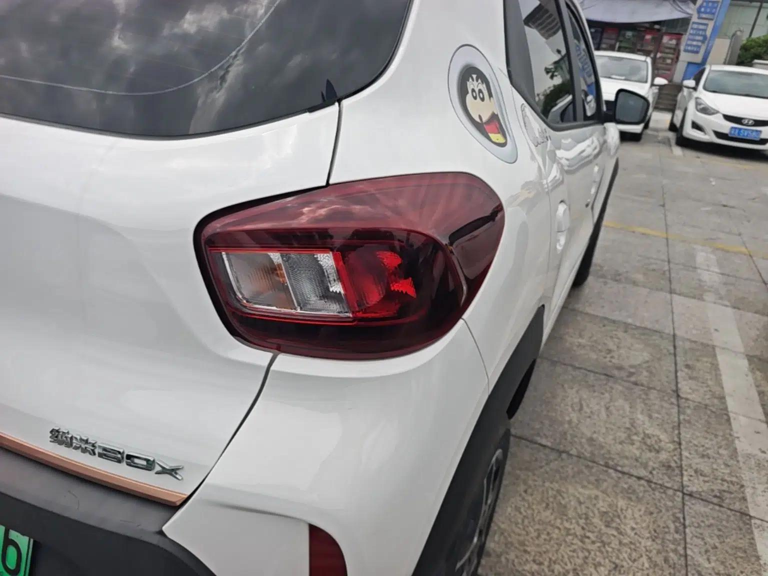 Used Dongfeng NAMMI BOX 2022 Revised Light Wind Edition 201 km Standard Version — миниатюра 9